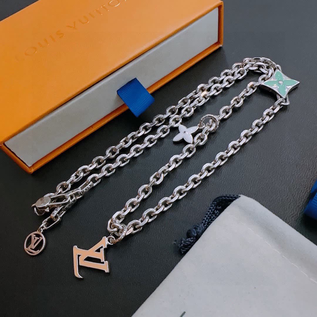 Louis Vuitton Silver Chain Necklace with Star and Letter 'N' Design